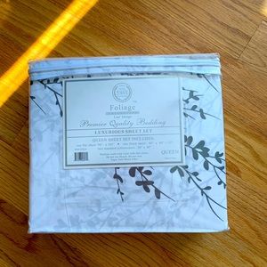 LEAF DESIGN QUEEN SHEET SET WRINKLE FREE